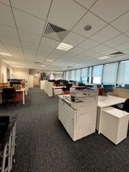 One Raffles Quay (D1), Office #524573591